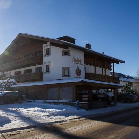 Hotel Garni Almhof Seefeld in Tirol Bagian luar foto